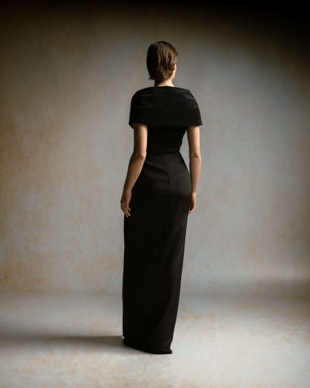 NOIR LUMIERE - Kleid mit Schalkragen