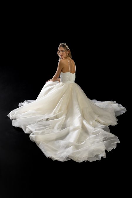 chestnut & brook body