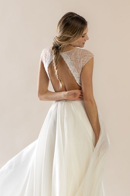 crystal rock & holly body