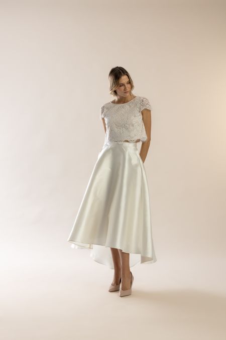scent of roses rock & moss spitzentop