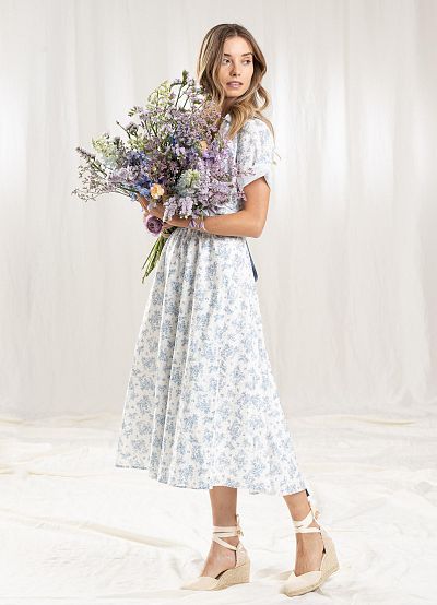 nos_112 wickelkleid mit weitschwingendem rock