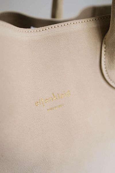 elfenkleid-ledertasche-2023-1150483-1