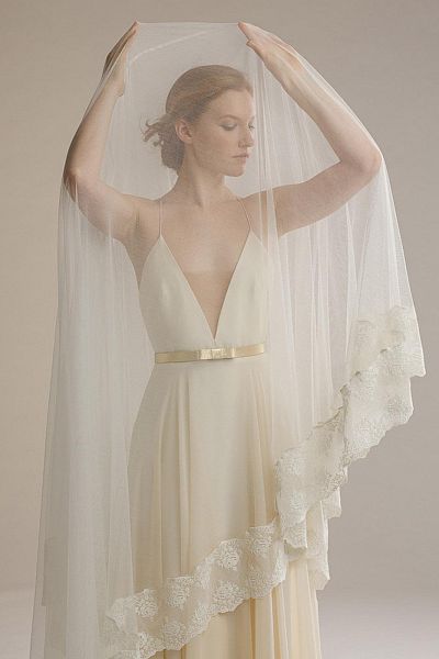 web-bridal-collection-elfenkleid-1813-o-1